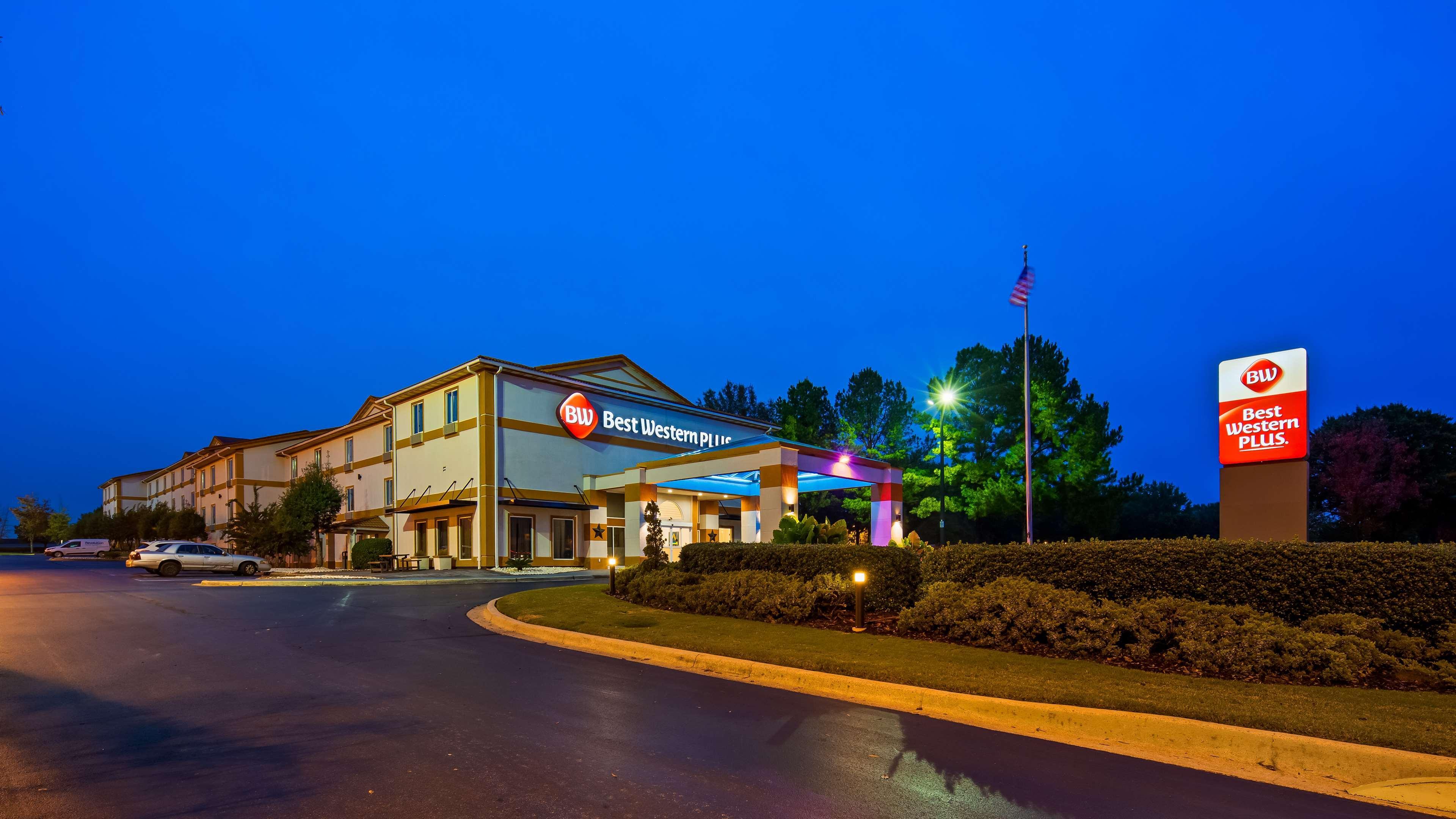 Hotel Western Carlton 4*
